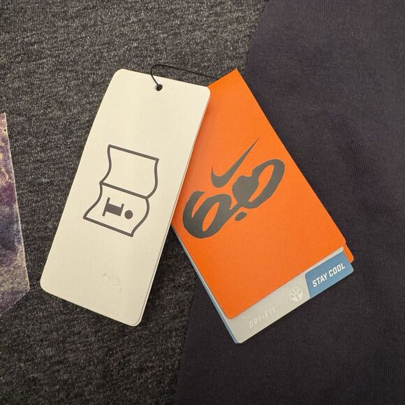 Nike SB 6.0 Galaxy PROMO SAMPLE T-Shirt - Picture 3 of 10